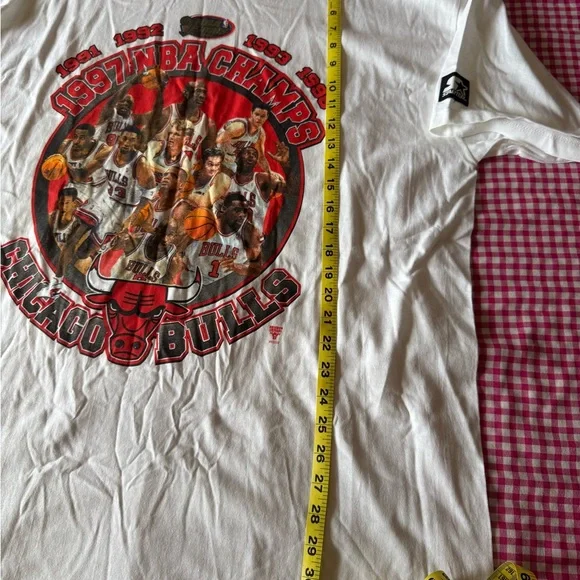 Vintage Starter 1997 Chicago Bulls Champs T-Shirt EUC XL